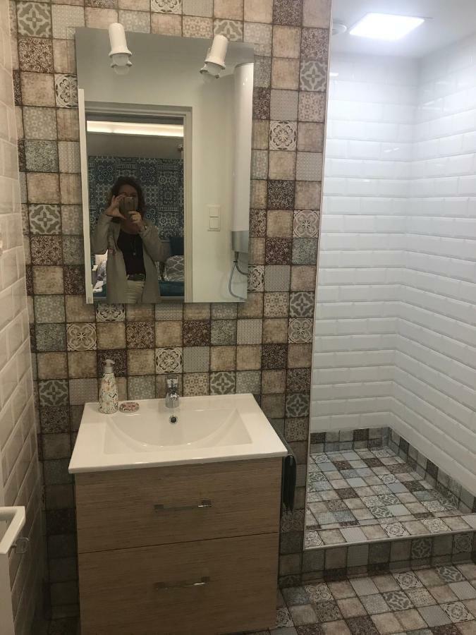 Aradi Apartman Pecs Bagian luar foto