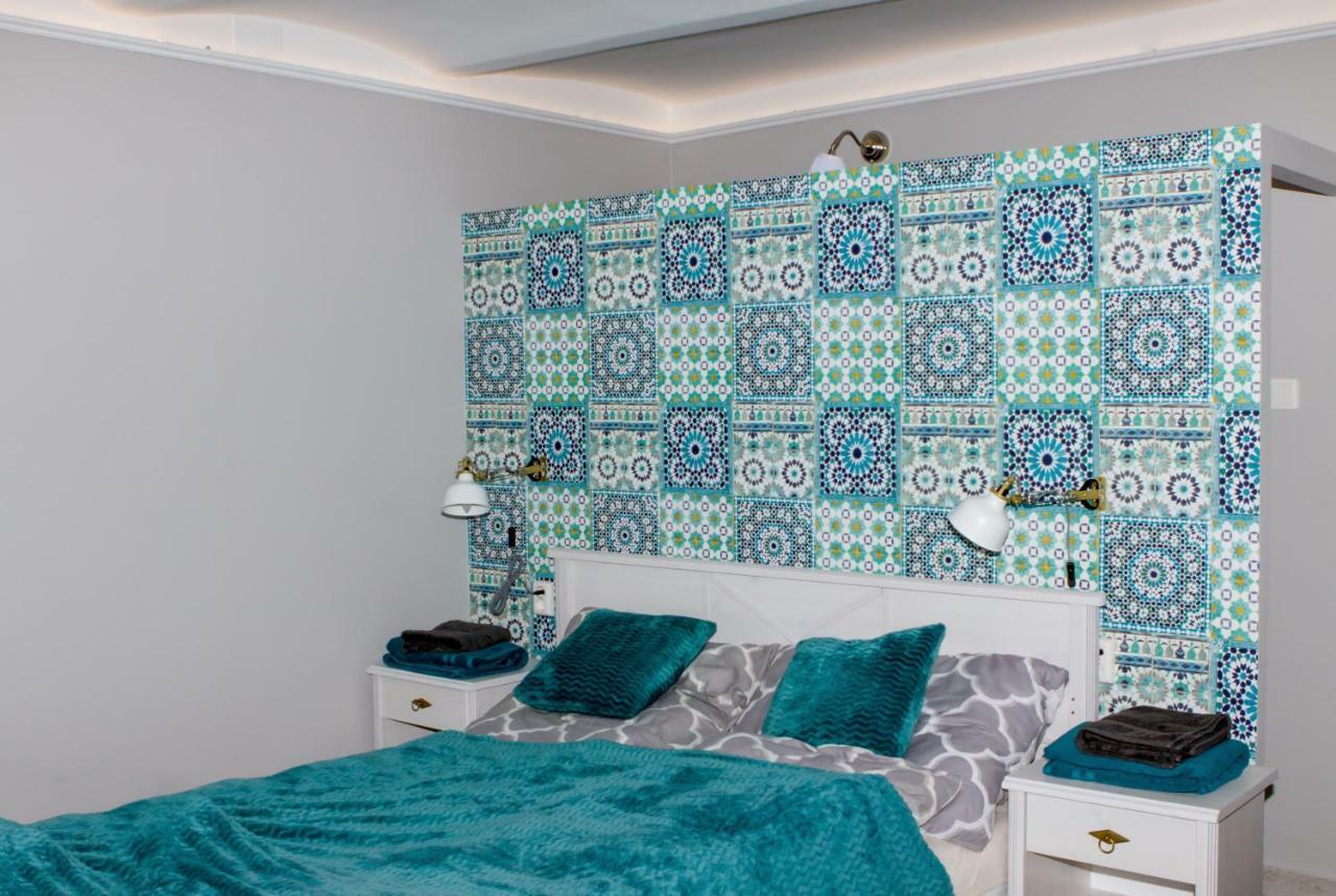 Aradi Apartman Pecs Bagian luar foto